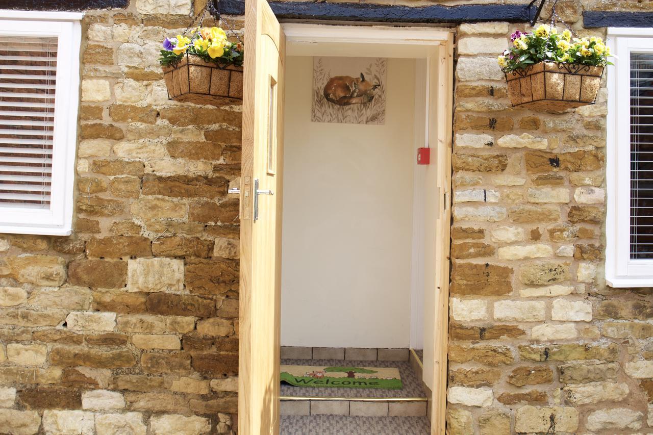 The Fox Inn, Wilbarston Εξωτερικό φωτογραφία